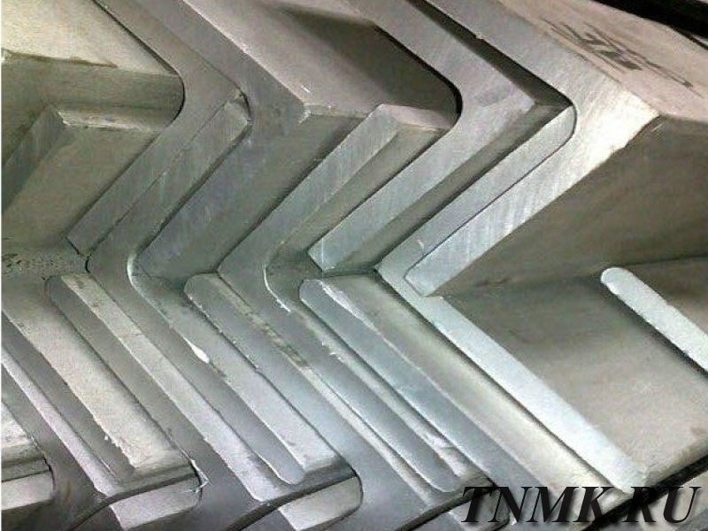Уголок нержавеющий 25х3 мм 08Х18Н10 купить в Караганде